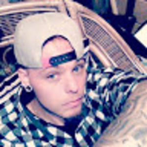 Meet your Posher, Derek